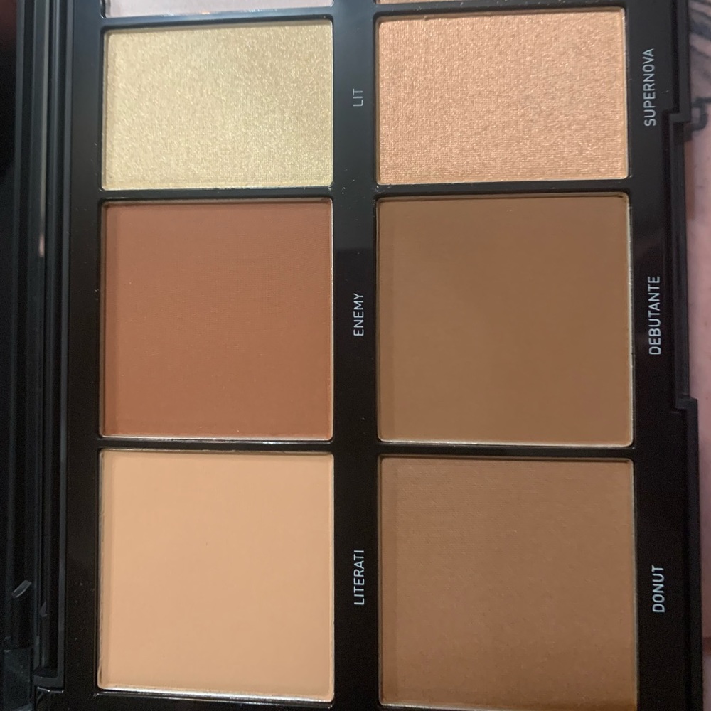 Morphe 8L lo-fi shape & sculpt highlight &shimmer